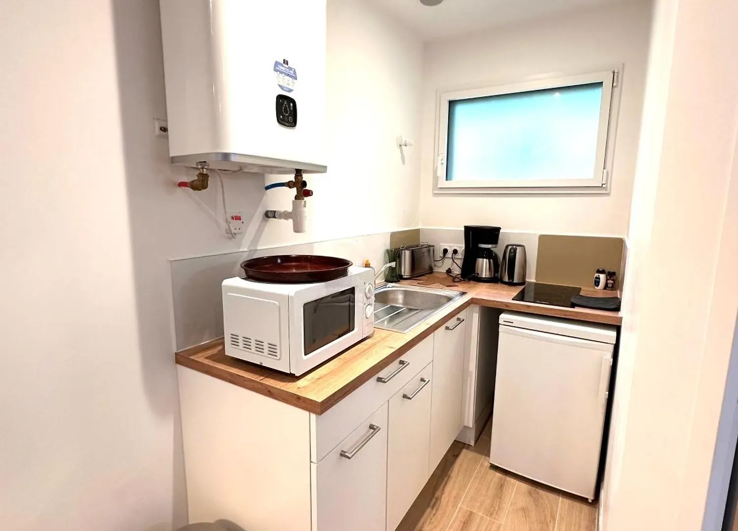 Refuge Des Voyageurs Studio Neuf - Horizon Independant Rez De Jardin Plouedern Apartment